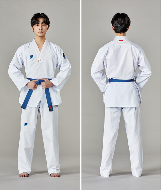 EXTERA 6 Kyorugi Uniform (hvit krage)