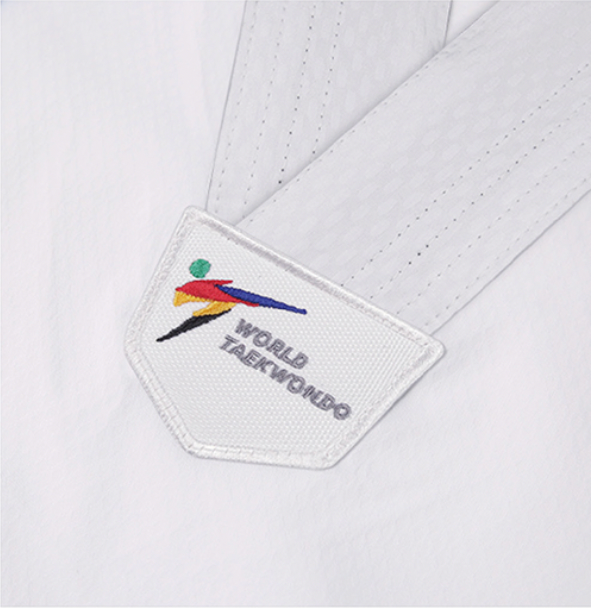 EXTERA 6 Kyorugi Uniform (hvit krage)